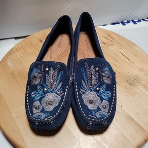 Baretraps Otella Flats Women 7.5  w Slip On Moccasin Embroidered Leather Blue